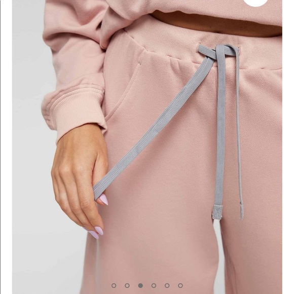 Hug Bermuda Shorts - Picture 4 of 5